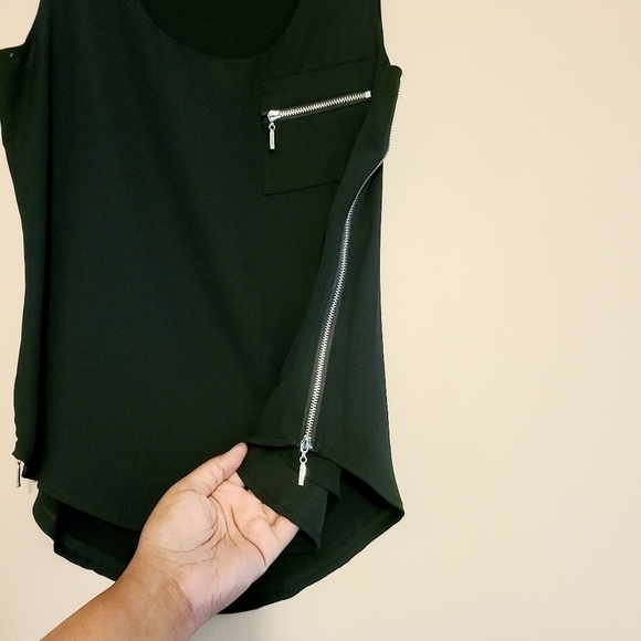 Guess | Women's Black Sleeveless Blouse With Side Zippers (Size XS) - Picture 7 of 9